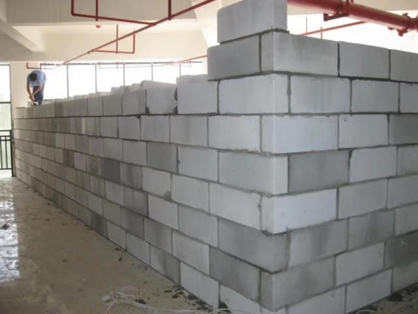 广饶蒸压加气混凝土砌块承重墙静力和抗震性能的研究